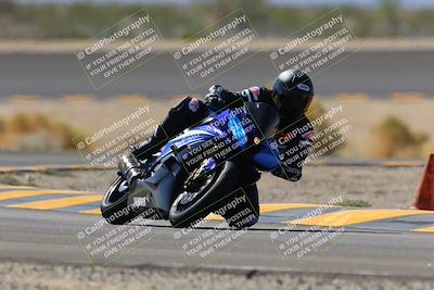 media/Oct-08-2022-SoCal Trackdays (Sat) [[1fc3beec89]]/Turn 14 (1050am)/